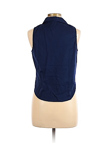 Forever 21 Sleeveless Button-Down Shirt (view 2)