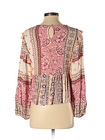 American Eagle Outfitters Long Sleeve Blouse (view 2)