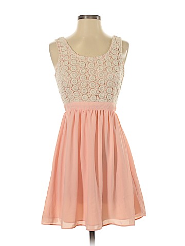 Forever 21 Casual Dress (view 1)