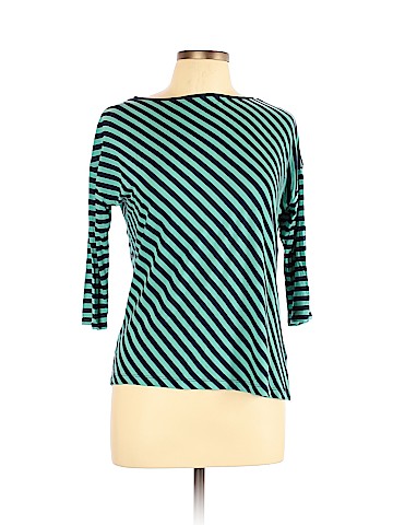 Liz Claiborne Long Sleeve T-Shirt (view 1)