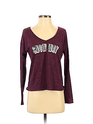 Victoria's Secret Long Sleeve T-Shirt (view 1)