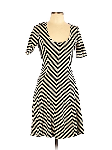 Monteau Casual Dress (view 1)