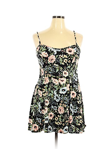 Wild Fable Sleeveless Top (view 1)