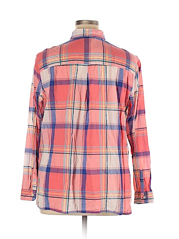 Old Navy Long Sleeve Button-Down Shirt (view 2)