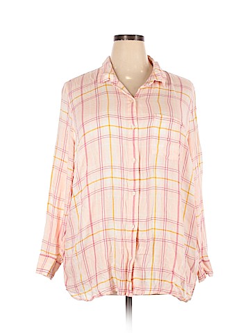 Old Navy Long Sleeve Button-Down Shirt (view 1)