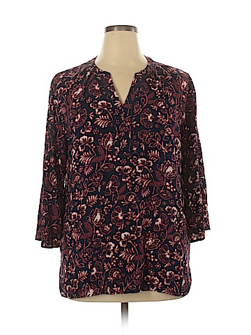 Gloria Vanderbilt 3/4 Sleeve Top (view 1)