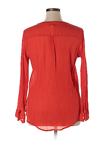 Old Navy Long Sleeve Button-Down Shirt (view 2)