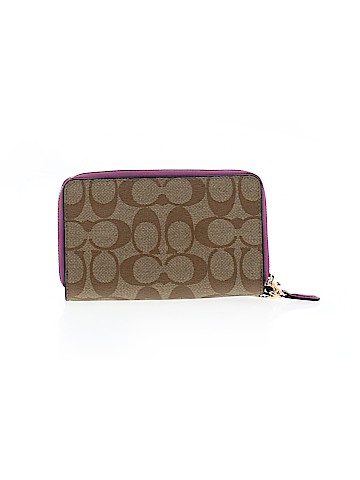 Coach Wristlet (view 2)