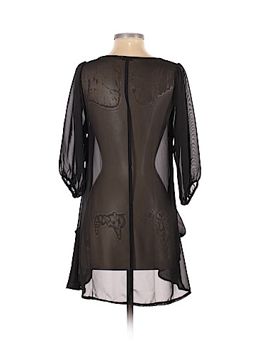 Lily White Short Sleeve Blouse (view 2)