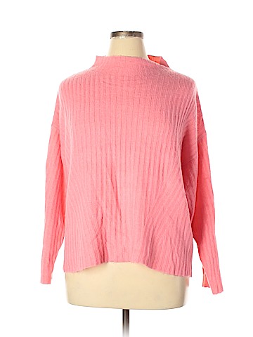 Old Navy Pullover Sweater (view 1)