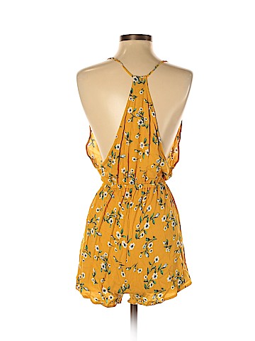 Kendall & Kylie Sleeveless Blouse (view 2)