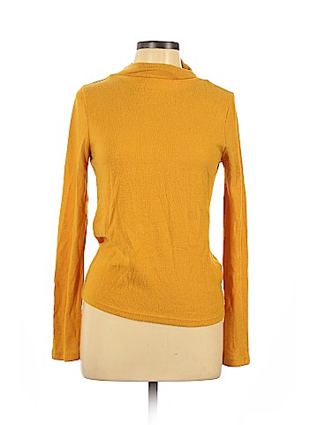 Forever 21 Pullover Sweater (view 1)