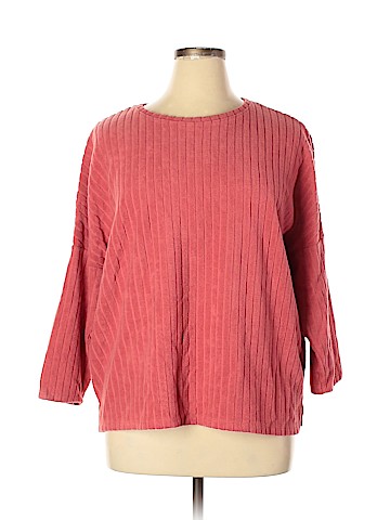 Old Navy Pullover Sweater (view 1)