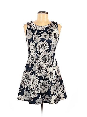 Elodie Casual Dress (view 1)