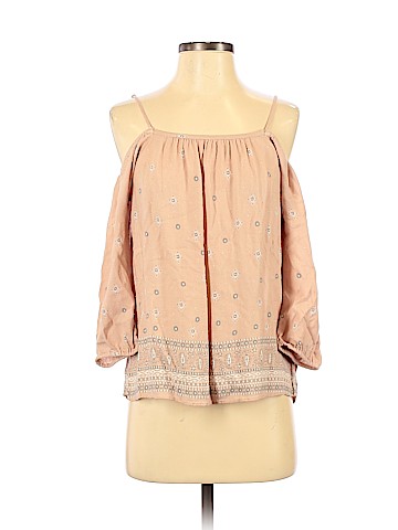 American Eagle Outfitters 3/4 Sleeve Blouse (view 1)