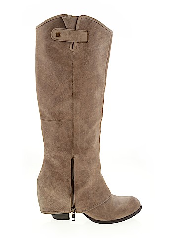 Fergie Boots (view 1)