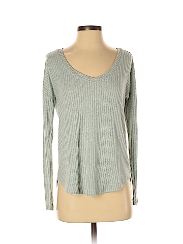 American Eagle Outfitters Pullover Sweater (view 1)