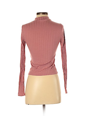 Forever 21 Long Sleeve Top (view 2)