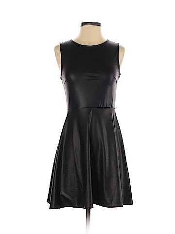 Forever 21 Casual Dress (view 1)