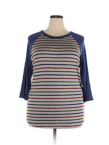 Lularoe 3/4 Sleeve T-Shirt (view 1)