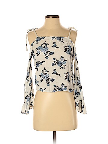 American Eagle Outfitters Long Sleeve Top (view 1)