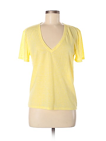 Victoria's Secret Short Sleeve T-Shirt (view 1)