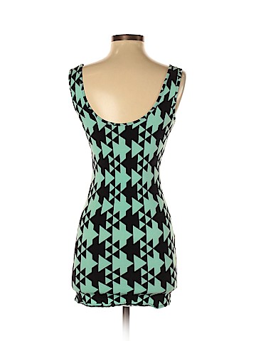 Charlotte Russe Tank Top (view 2)