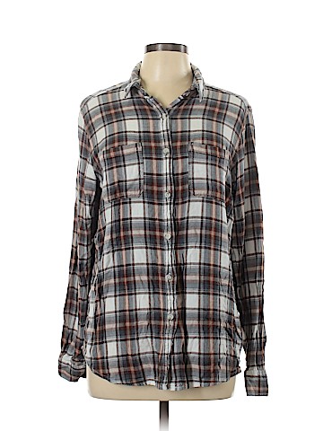 Mossimo Supply Co. Long Sleeve Button-Down Shirt (view 1)