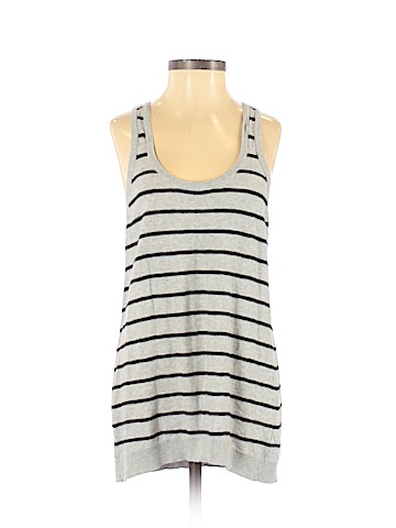 Vince. Sleeveless Top (view 1)