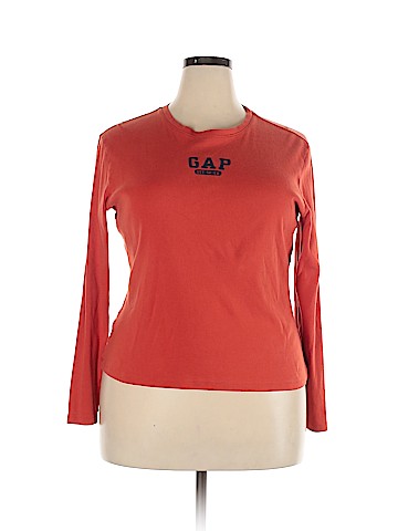 Gap Outlet Long Sleeve T-Shirt (view 1)