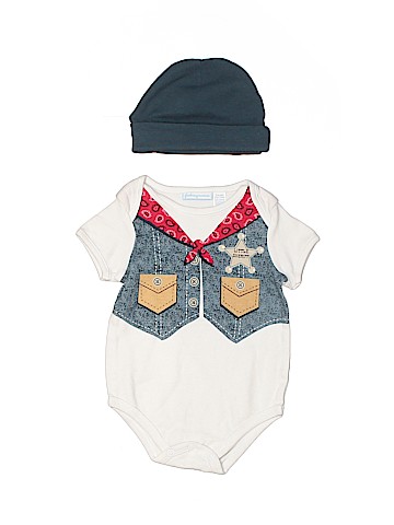 First Impressions Short Sleeve Onesie (view 1)