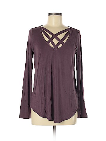 American Eagle Outfitters Long Sleeve Top (view 1)