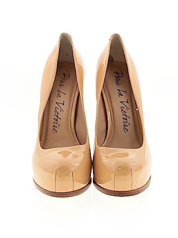 Pour La Victoire Heels (view 2)