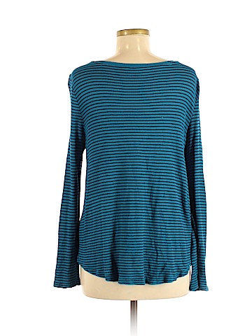 American Eagle Outfitters Long Sleeve Top (view 2)