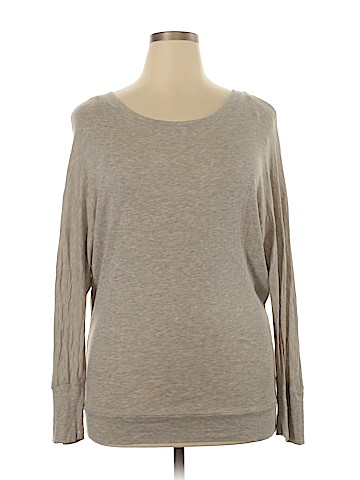 Lucy & Laurel Long Sleeve Top (view 1)