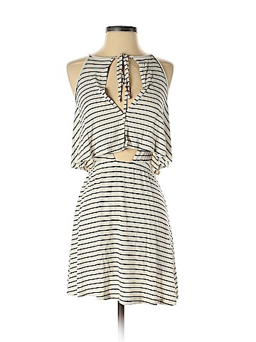 American Eagle Outfitters Casual Dress (view 1)