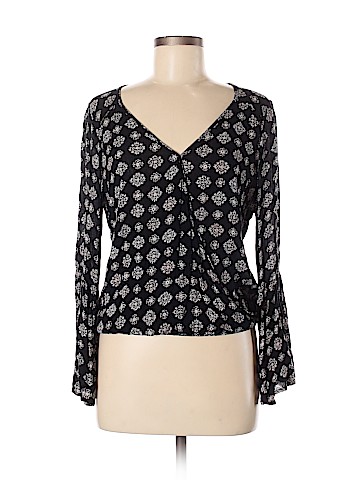 American Eagle Outfitters Long Sleeve Blouse (view 1)