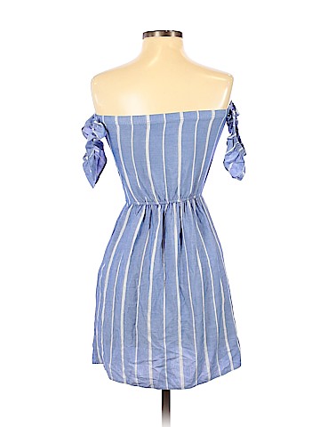 American Eagle Outfitters Casual Dress (view 2)