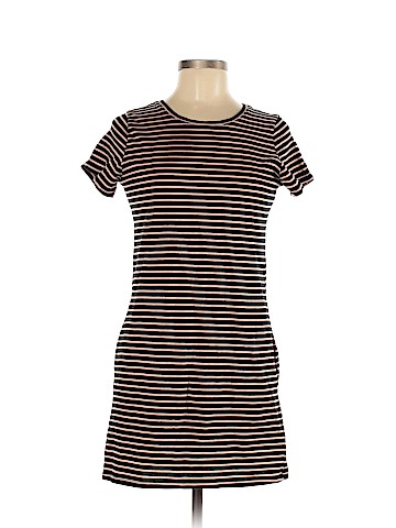 Forever 21 Casual Dress (view 1)