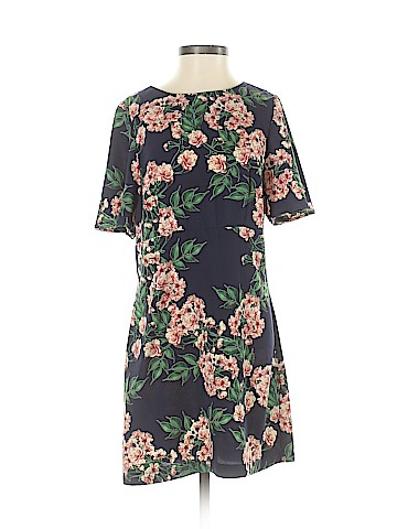 Forever 21 Casual Dress (view 1)