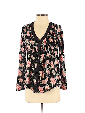 Forever 21 Long Sleeve Button-Down Shirt (view 1)