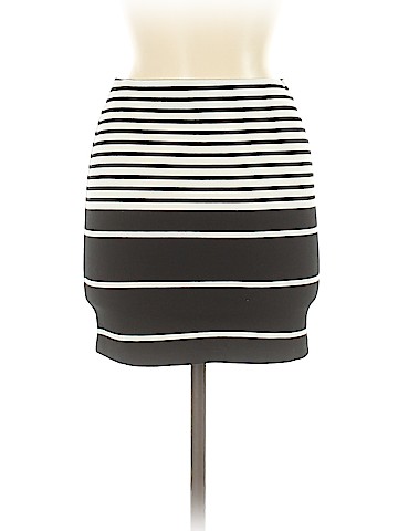 Forever 21 Casual Skirt (view 2)