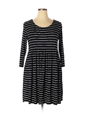 Arizona Jean Company Casual Dress (view 1)