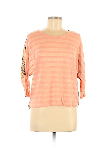 Mossimo Supply Co. 3/4 Sleeve Top (view 1)