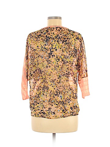 Mossimo Supply Co. 3/4 Sleeve Top (view 2)