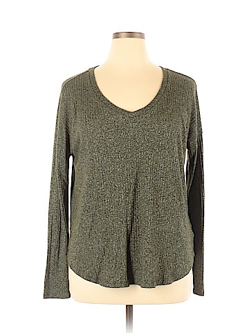 American Eagle Outfitters Long Sleeve Top (view 1)