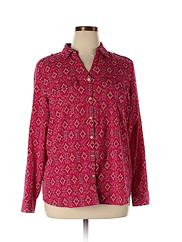 Croft & Barrow Long Sleeve Button-Down Shirt (view 1)