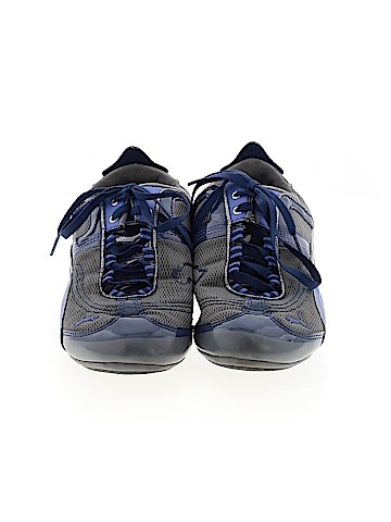 Puma Sneakers (view 2)