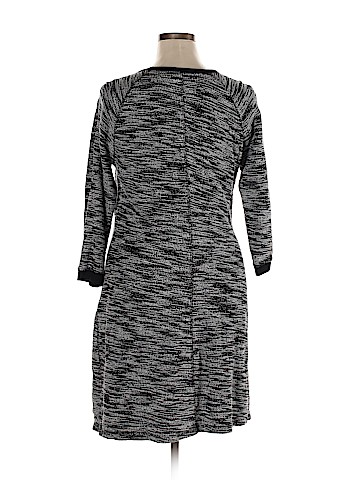 Old Navy Casual Dress (view 2)