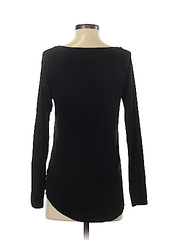 American Eagle Outfitters Long Sleeve T-Shirt (view 2)